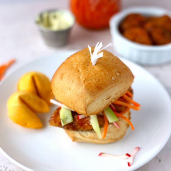 Genearl Tso’s Chicken Wing Sliders