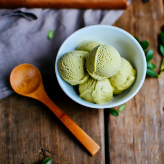 Green tea ice cream