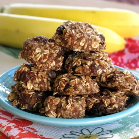 Banana Oatmeal Cookies with Raisins