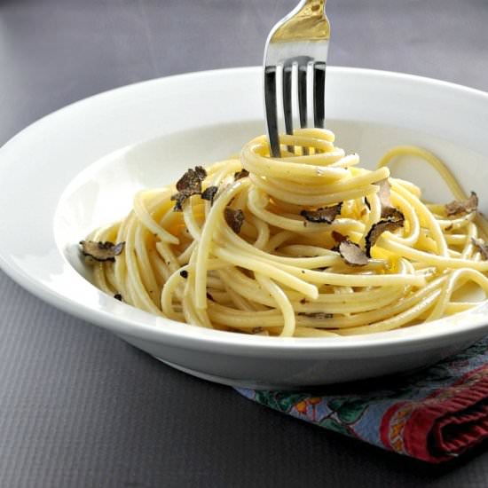 Bucatini with Black Truffle Sauce