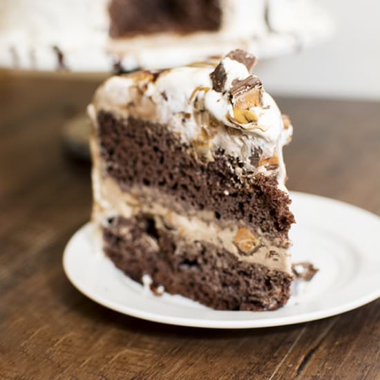 Touchdown Butterfinger Cake