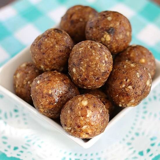 Apricot & Walnut Energy Bites