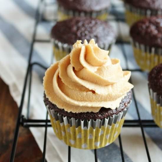 Chocolate Peanut Butter Cupcake