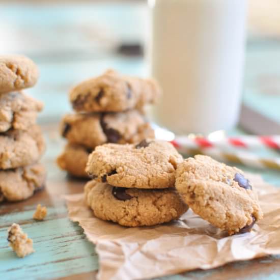 Chocolate Chip Almond Cookies