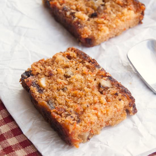 Eggless Carrot and Walnut Cake