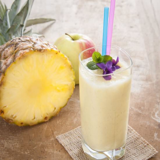 Pineapple and Oat Smoothie