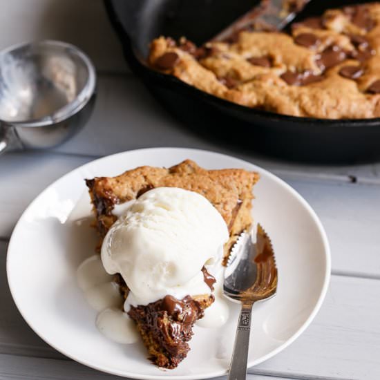 Nutella Stuffed Choc Chip Cookie