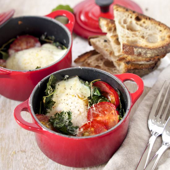 Baked Eggs with Kale & Tomatoes
