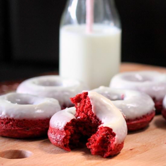 Baked Red Velvet Doughnuts
