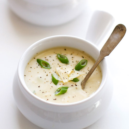 Roasted Garlic Potato Soup