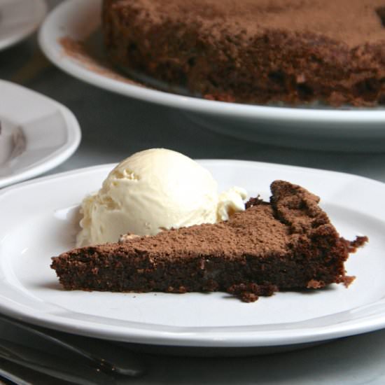 Fudgy Brownie Cake