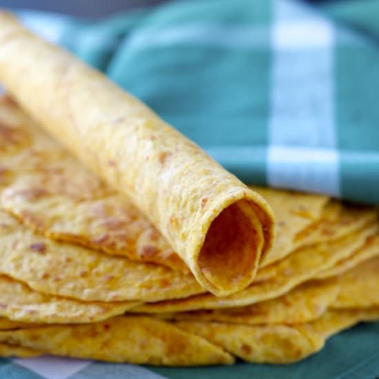 Roasted Red Pepper Tortillas