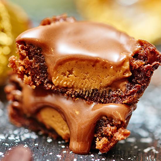 PB Cup Stuffed Brownie Bites