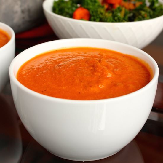 Creamy Vegan Tomato Zucchini Soup