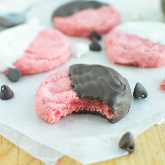 Chocolate Covered Strawberry Cookie