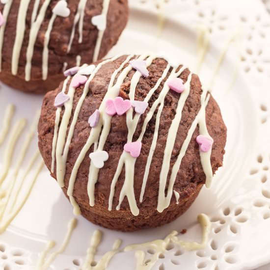 Oreo Stuffed Chocolate Muffins