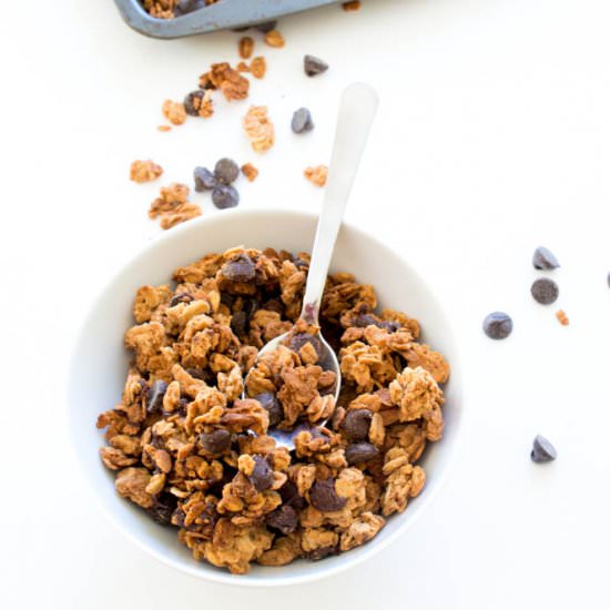 Peanut Butter Choc Chip Granola