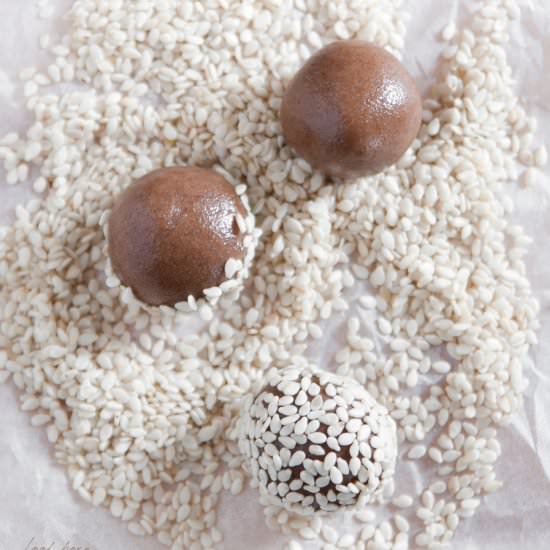 Simple Sesame Truffles with Carob