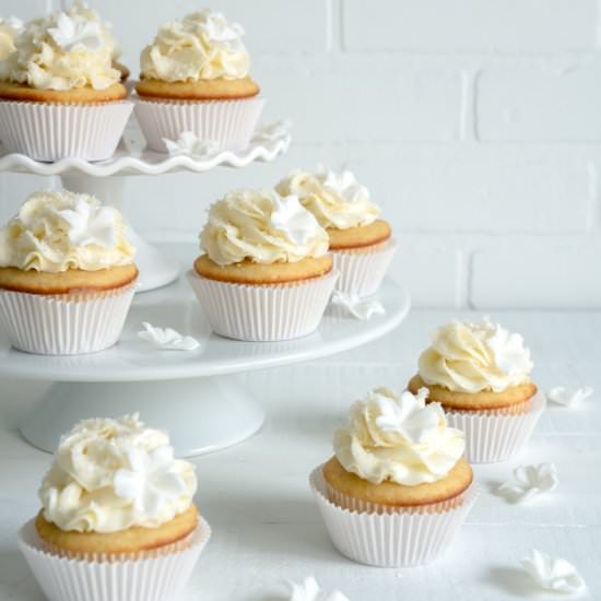 Sparkling Vanilla Tahitian Cupcakes