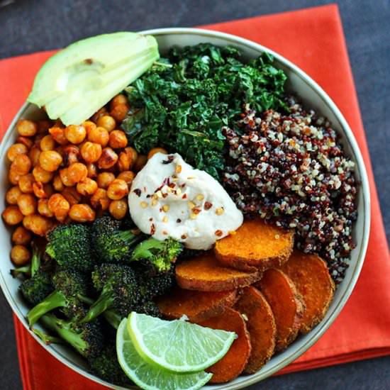 Roasted Veggie Quinoa Bowl