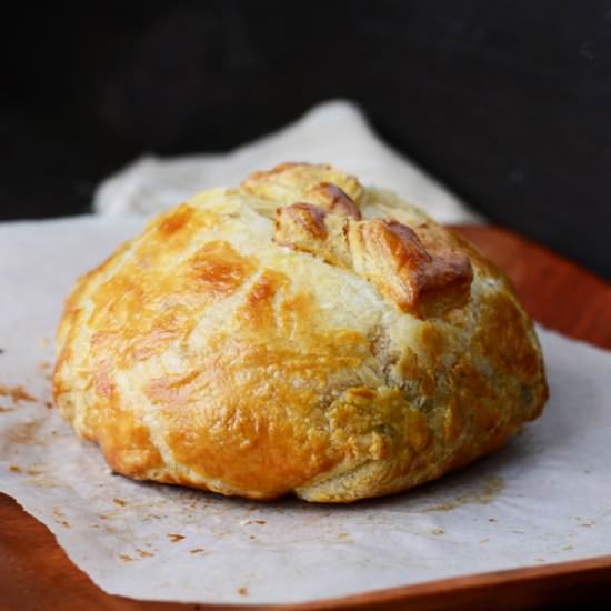 Balsamic Fig Baked Brie