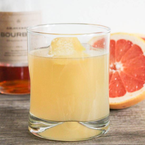 Grapefruit Bourbon Spritz