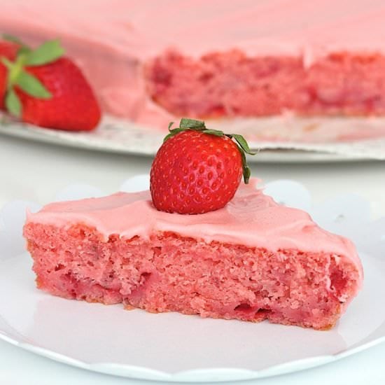 Fresh Strawberry Cake