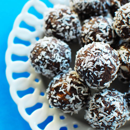 Coconut Brownie Bites