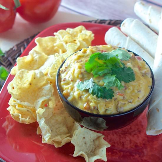 Beef Burrito Queso Dip