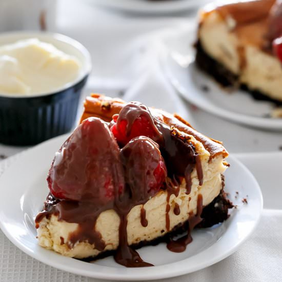 Nutella Swirl Cheesecake & Nutella