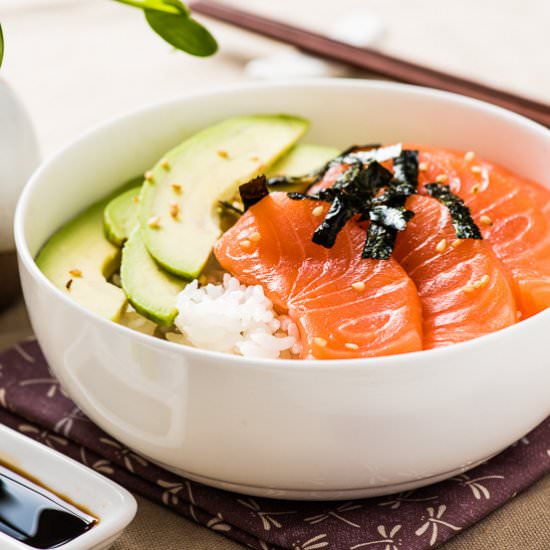 Salmon Sashimi Bowl with Avocado