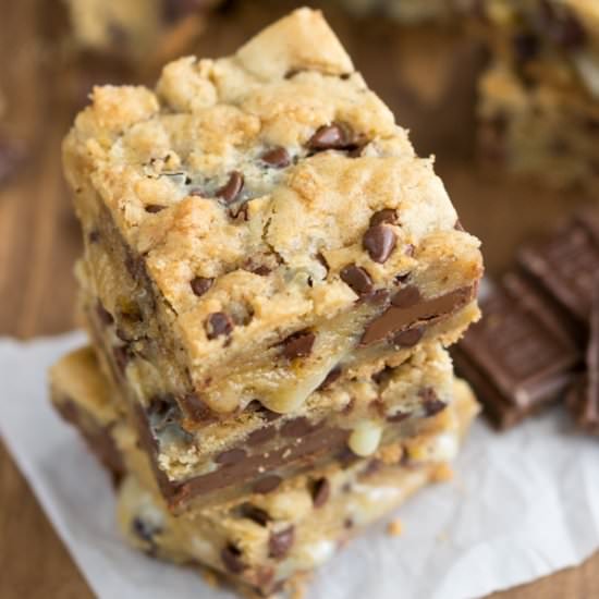 Chocolate Chip Cookie Gooey Bars