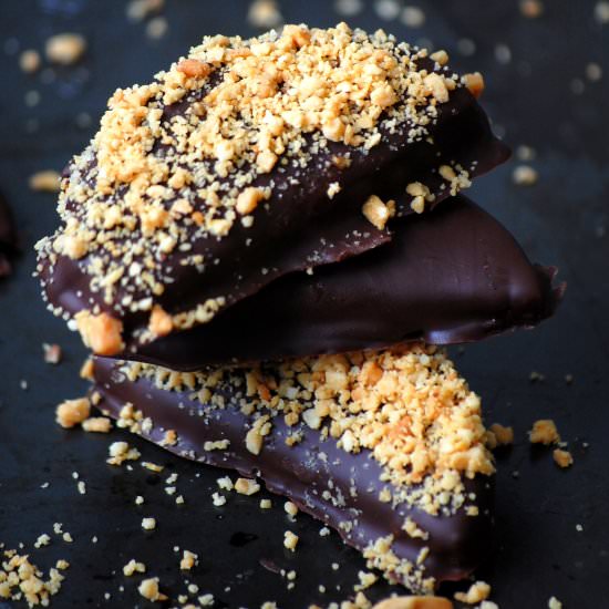 Dark chocolate covered apple wedges