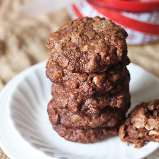 Chocolate Chunk Hazelnut Oatmeal Cookies