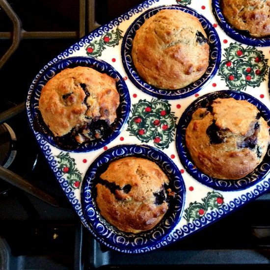 Blueberrry Banana Oat Muffins