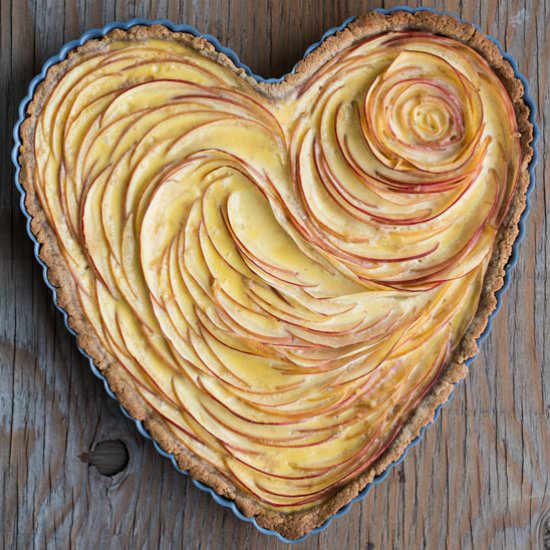 Valentine’s Apple Rose Tart