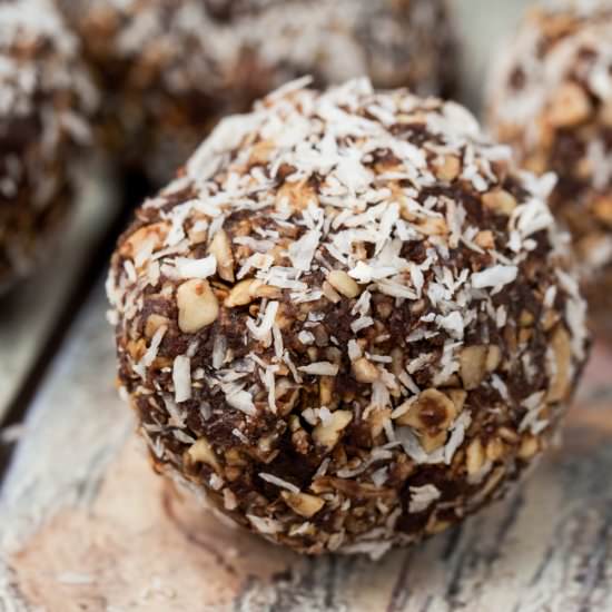 No-Bake Choco-Coconut Energy Bites