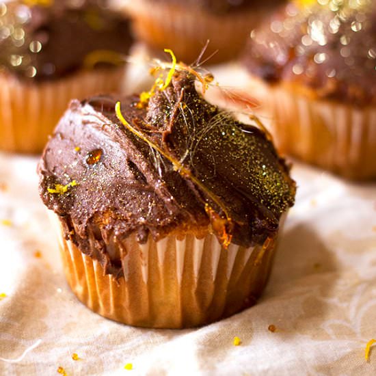 Orange and Dark Chocolate Cupcakes