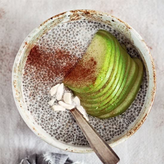 Apple chia pudding