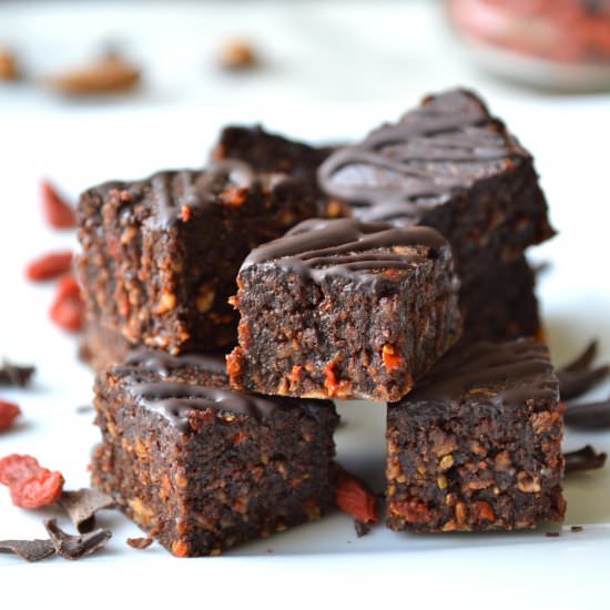 Raw Goji Brownie Bites