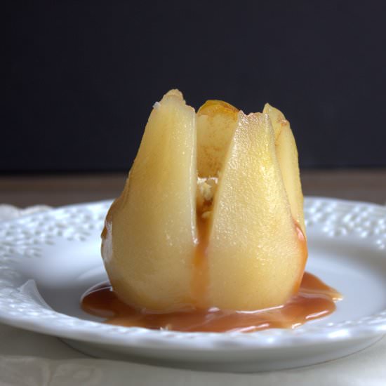 Poached Pears with Dulce de Leche