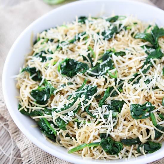 5-Ingredient Spinach Parmesan Pasta