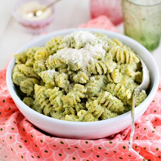 Broccoli Pesto Pasta