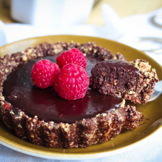 Almond Tartlets with Extra Cocoa