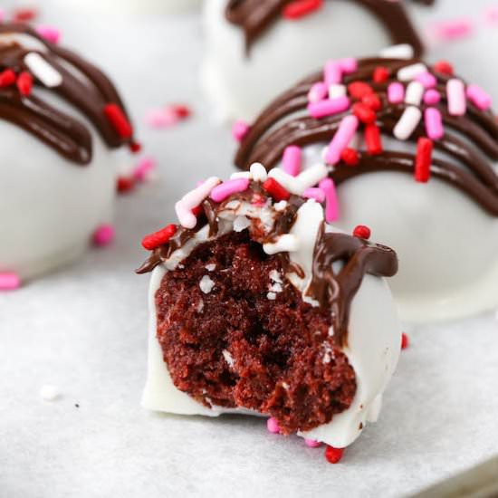 Red Velvet Oreo Truffles