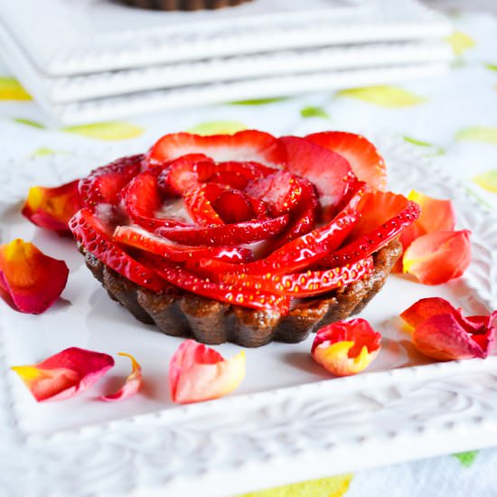 No Bake Mini Strawbery Tartlets