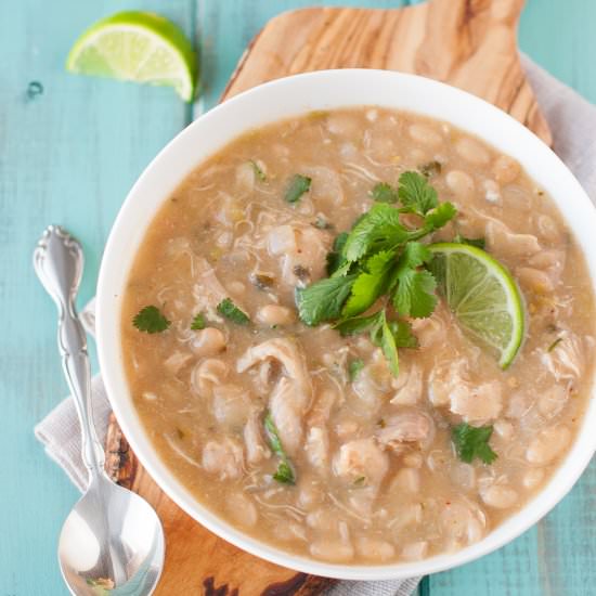 Slow Cooker White Chicken Chili