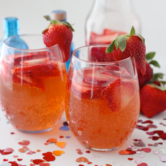 Strawberry Gin Fizz