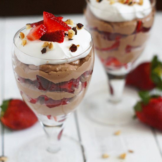Strawberry Nutella Cheesecake Parfait