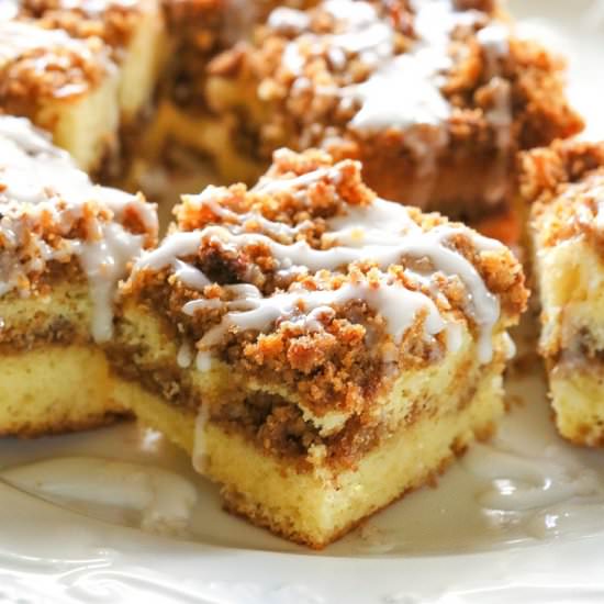 Graham Streusel Coffee Cake